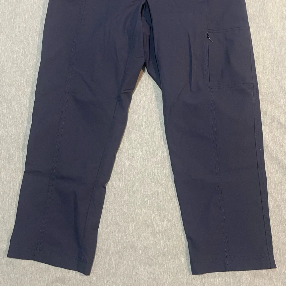 Kirkland Signature Travel Pants Size 10 Navy Blue Ankle Stretch Lightweight - Picture 4 of 11
